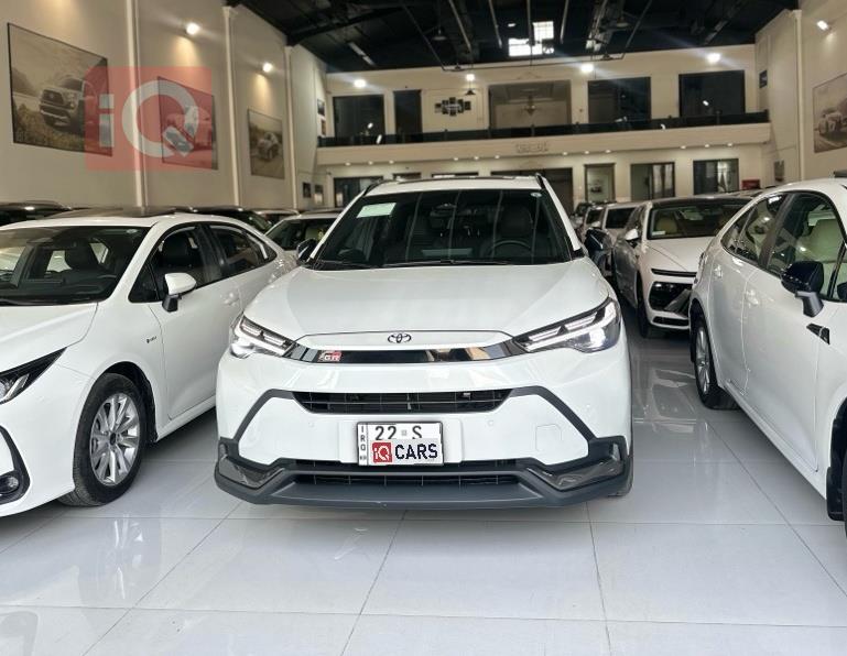 https://cdn.iqcars.io821f2c2d-42e0-4e3d-8c2d-9fbbdbb75333_0.jpg